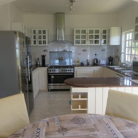 Tropical Garden Self Catering Villa Victoria Bagian luar foto