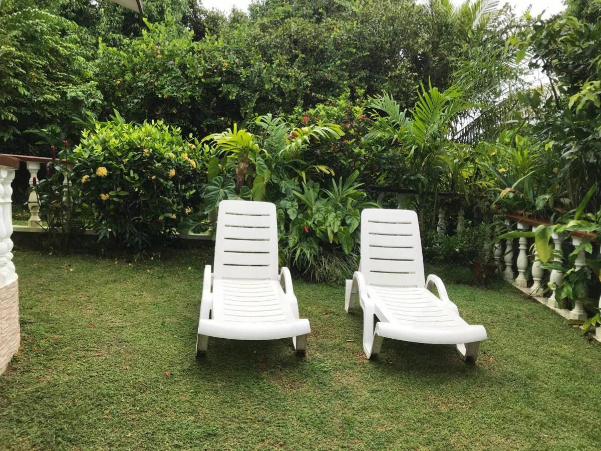 Tropical Garden Self Catering Villa Victoria Bagian luar foto