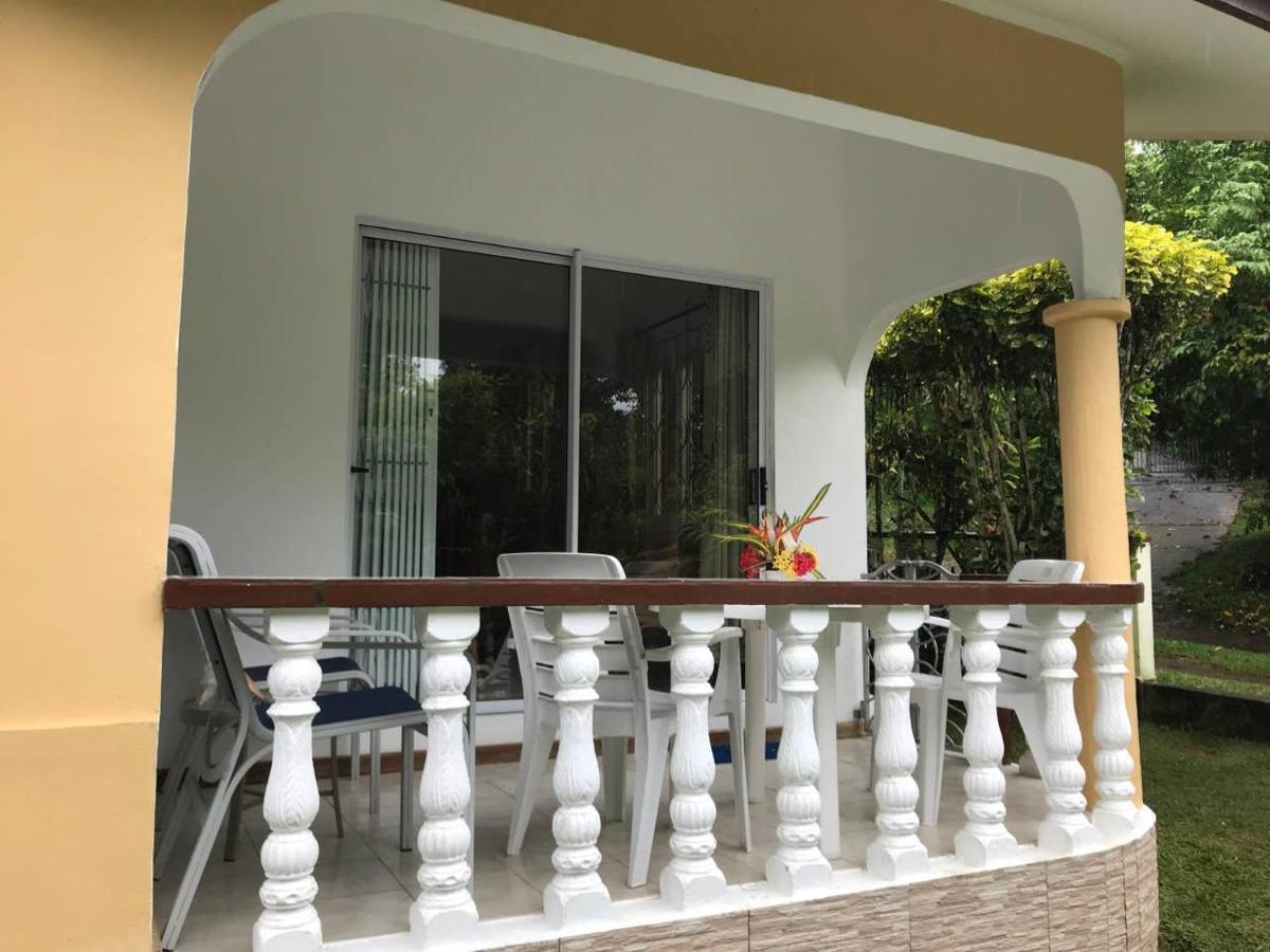 Tropical Garden Self Catering Villa Victoria Bagian luar foto