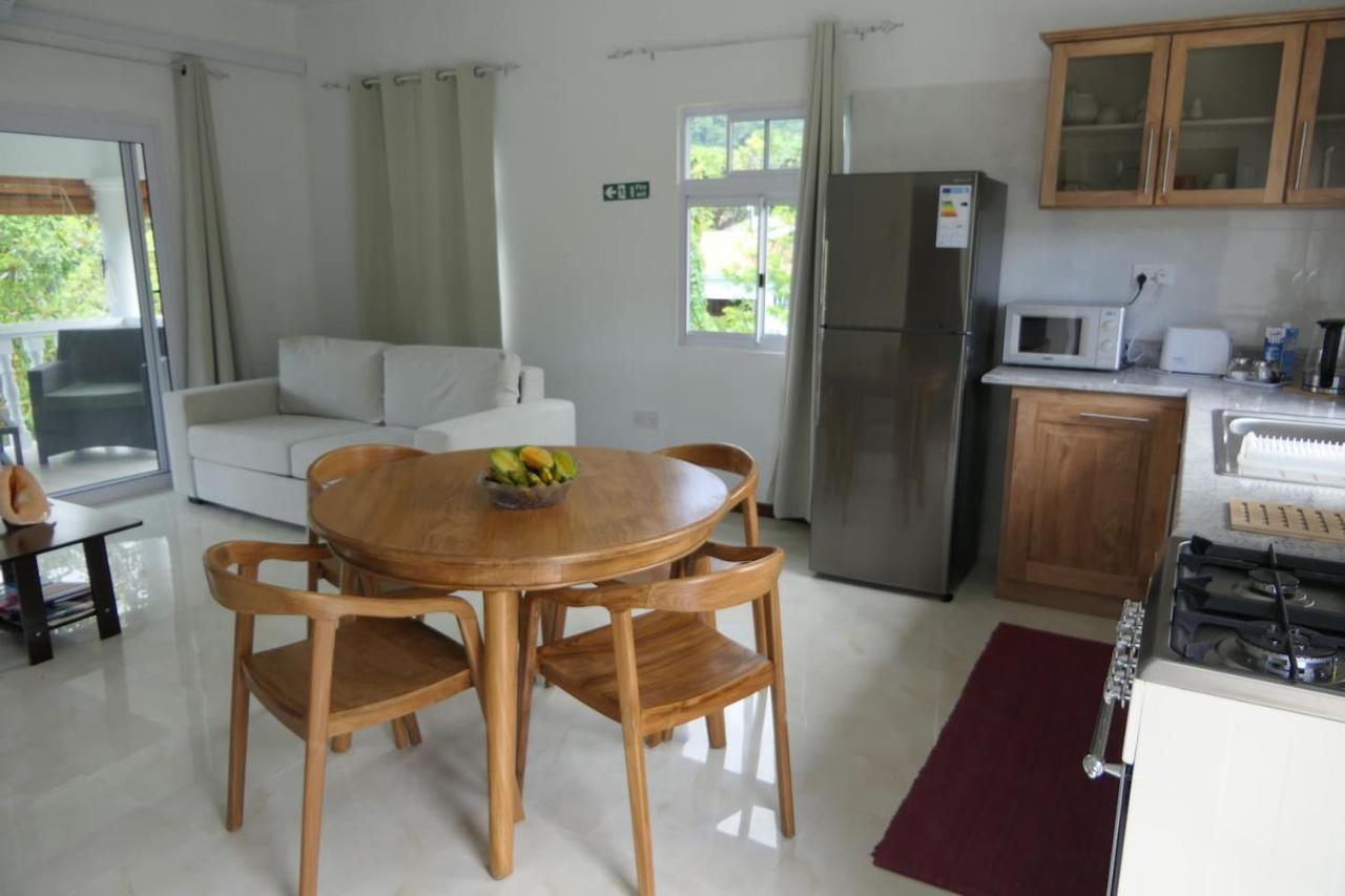 Tropical Garden Self Catering Villa Victoria Bagian luar foto